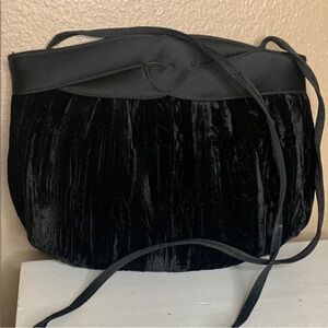 Morris Moskowitz vintage velvet shoulder bag or clutch bag EUC